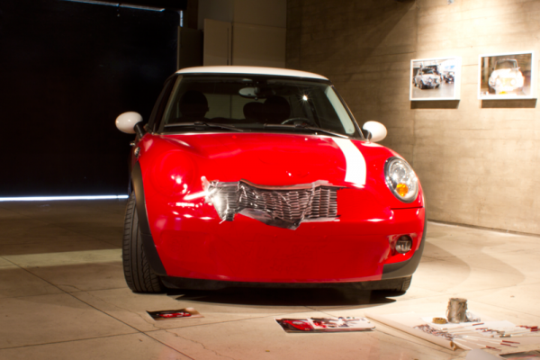 Destrucción en Mini rojo