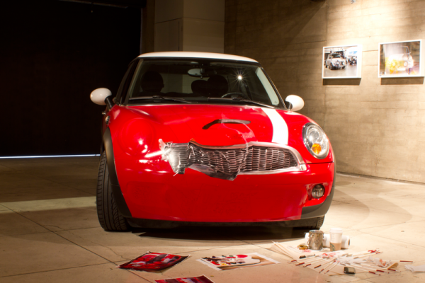 Destrucción en Mini rojo